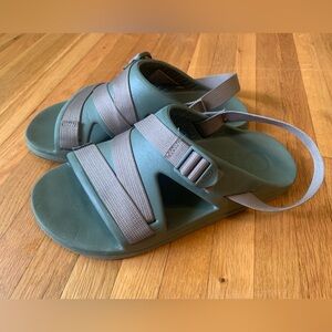Chaco Men's Chillos Sport Sandal, green, size 9